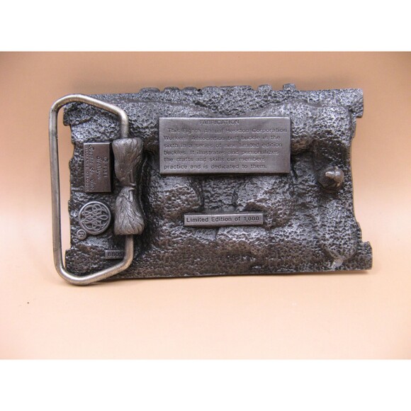 HWCA 1988 Hesston Corporation Fabrication Belt Buckle Siskiyou Oregon Made USA - Picture 2 of 3